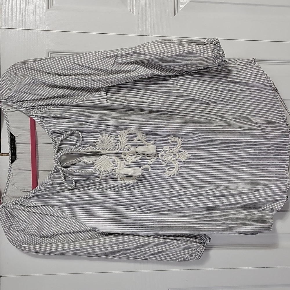 Zara Basic